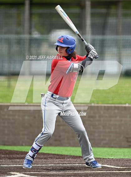 Thumbnail 3 in GlenOak @ Revere photogallery.