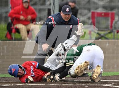 Thumbnail 2 in GlenOak @ Revere photogallery.