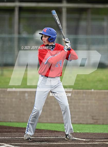 Thumbnail 3 in GlenOak @ Revere photogallery.