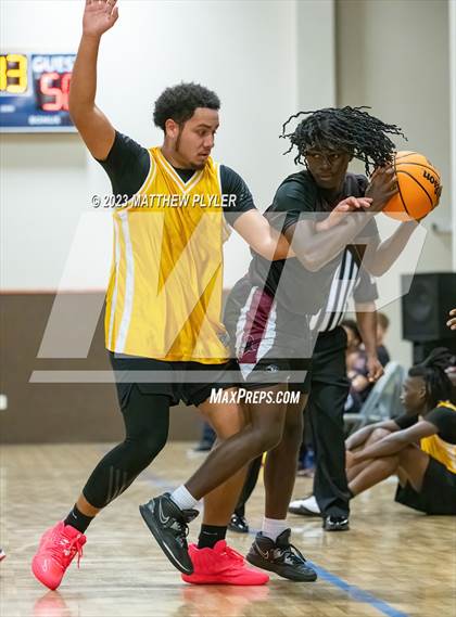 Thumbnail 1 in Living Water Christian vs. Covenant Crusaders (Veterans Showcase) photogallery.