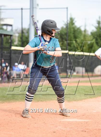 Thumbnail 1 in Siegel vs Montini photogallery.