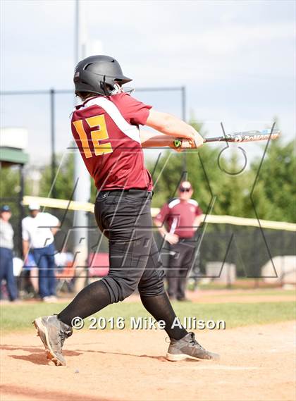 Thumbnail 3 in Siegel vs Montini photogallery.