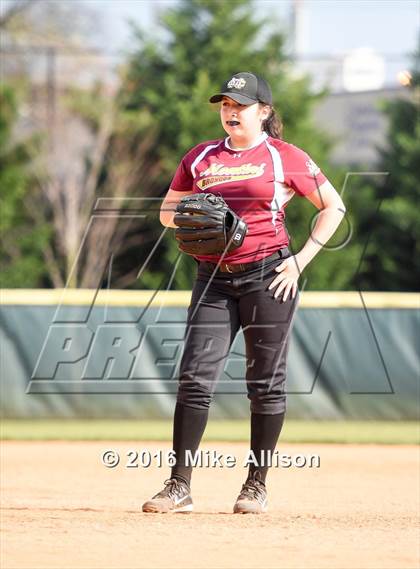 Thumbnail 3 in Siegel vs Montini photogallery.