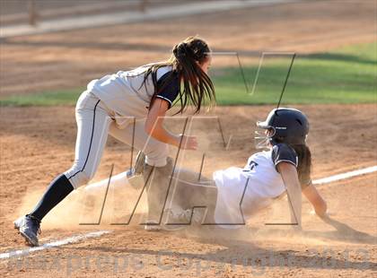 Thumbnail 1 in Trabuco Hills vs Northwood (Timberwolf Classic) photogallery.