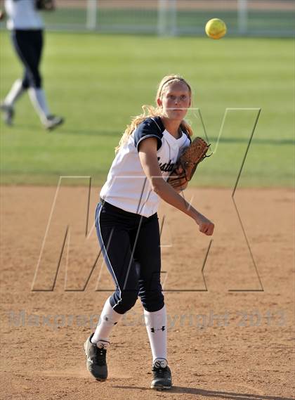 Thumbnail 2 in Trabuco Hills vs Northwood (Timberwolf Classic) photogallery.