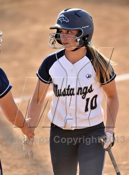 Thumbnail 2 in Trabuco Hills vs Northwood (Timberwolf Classic) photogallery.