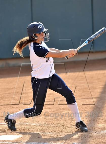 Thumbnail 1 in Trabuco Hills vs Northwood (Timberwolf Classic) photogallery.
