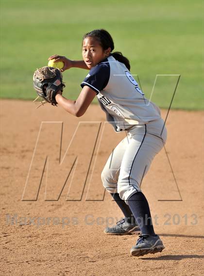 Thumbnail 3 in Trabuco Hills vs Northwood (Timberwolf Classic) photogallery.