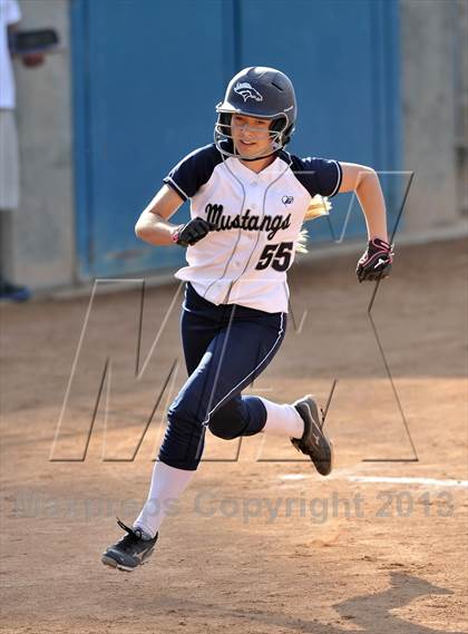 Thumbnail 2 in Trabuco Hills vs Northwood (Timberwolf Classic) photogallery.