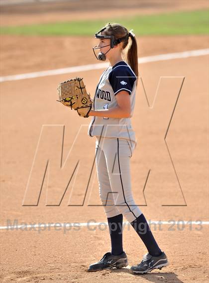 Thumbnail 2 in Trabuco Hills vs Northwood (Timberwolf Classic) photogallery.