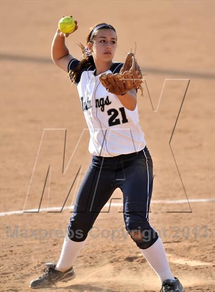 Thumbnail 3 in Trabuco Hills vs Northwood (Timberwolf Classic) photogallery.