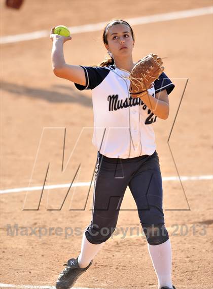 Thumbnail 2 in Trabuco Hills vs Northwood (Timberwolf Classic) photogallery.