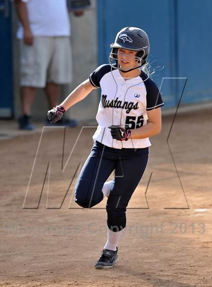 Thumbnail 3 in Trabuco Hills vs Northwood (Timberwolf Classic) photogallery.