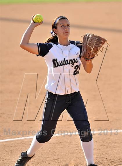 Thumbnail 3 in Trabuco Hills vs Northwood (Timberwolf Classic) photogallery.
