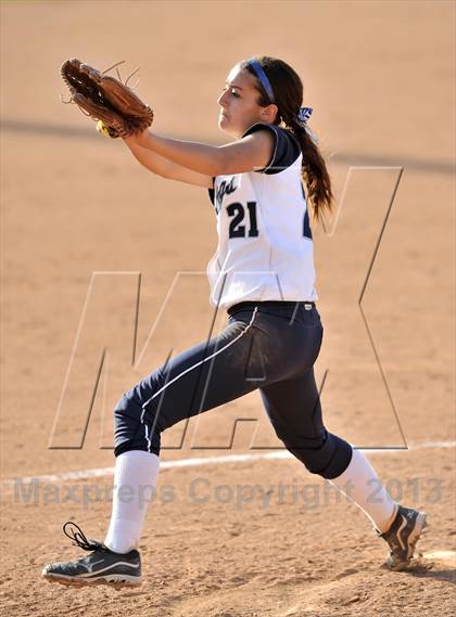 Thumbnail 2 in Trabuco Hills vs Northwood (Timberwolf Classic) photogallery.