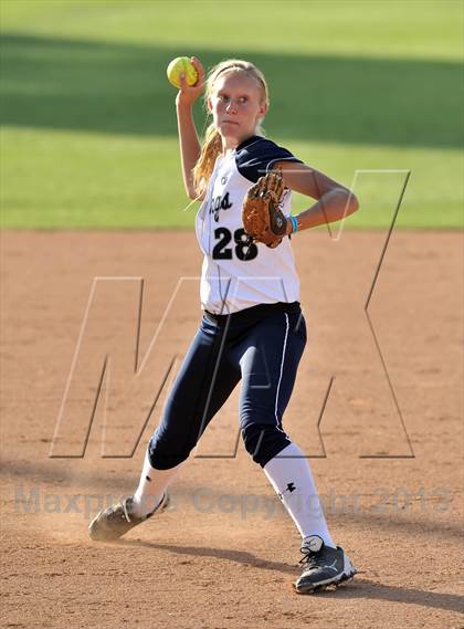 Thumbnail 3 in Trabuco Hills vs Northwood (Timberwolf Classic) photogallery.