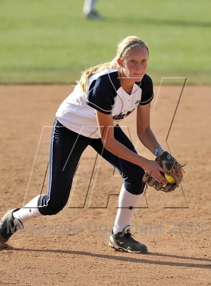 Thumbnail 2 in Trabuco Hills vs Northwood (Timberwolf Classic) photogallery.
