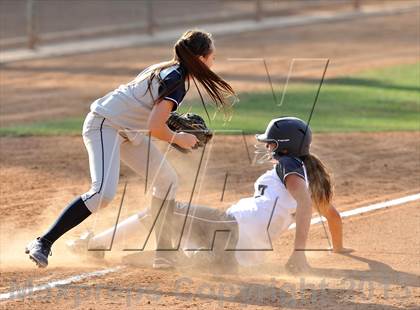 Thumbnail 2 in Trabuco Hills vs Northwood (Timberwolf Classic) photogallery.
