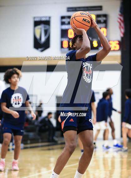 Thumbnail 2 in West Ranch vs  Roosevelt (The Warrior Showcase) photogallery.