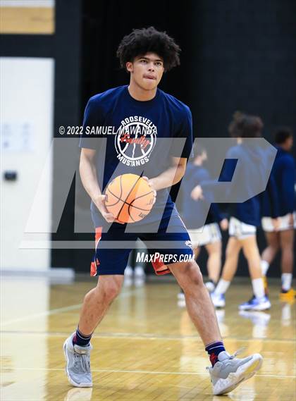Thumbnail 2 in West Ranch vs  Roosevelt (The Warrior Showcase) photogallery.