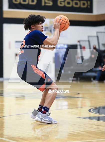 Thumbnail 2 in West Ranch vs  Roosevelt (The Warrior Showcase) photogallery.
