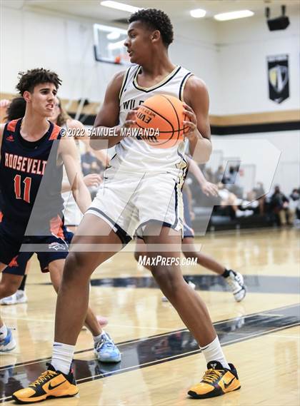 Thumbnail 3 in West Ranch vs  Roosevelt (The Warrior Showcase) photogallery.