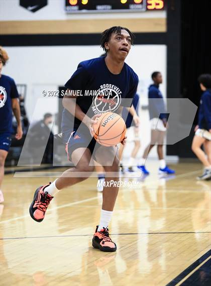 Thumbnail 2 in West Ranch vs  Roosevelt (The Warrior Showcase) photogallery.