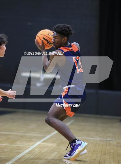 Thumbnail 2 in West Ranch vs  Roosevelt (The Warrior Showcase) photogallery.
