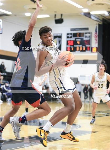 Thumbnail 2 in West Ranch vs  Roosevelt (The Warrior Showcase) photogallery.
