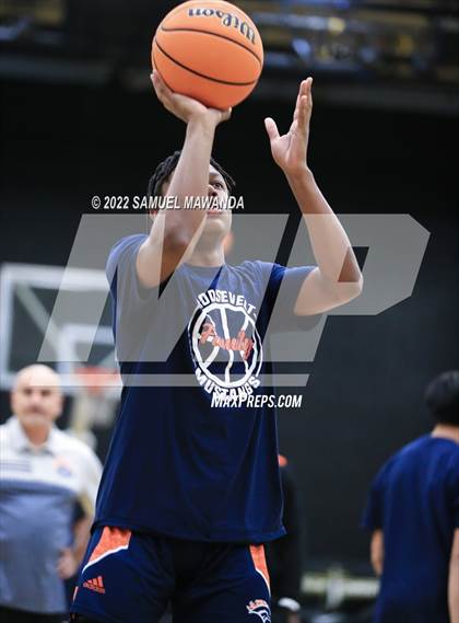 Thumbnail 3 in West Ranch vs  Roosevelt (The Warrior Showcase) photogallery.