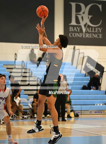 Thumbnail 1 in Campolindo vs. Vanden (The Crush in the Valley) photogallery.
