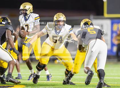 Thumbnail 1 in St. Thomas Aquinas @ American Heritage photogallery.