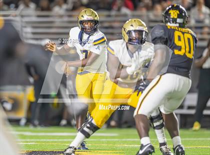 Thumbnail 1 in St. Thomas Aquinas @ American Heritage photogallery.