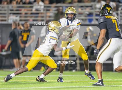 Thumbnail 1 in St. Thomas Aquinas @ American Heritage photogallery.