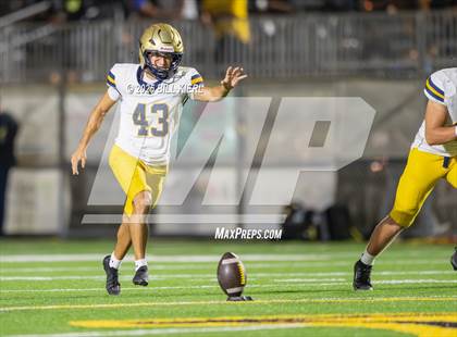 Thumbnail 1 in St. Thomas Aquinas @ American Heritage photogallery.