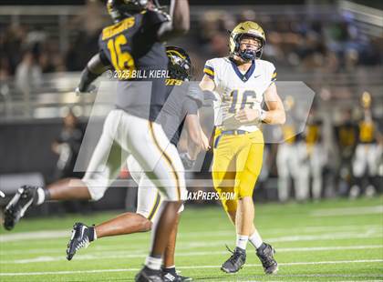 Thumbnail 3 in St. Thomas Aquinas @ American Heritage photogallery.