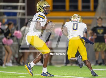 Thumbnail 1 in St. Thomas Aquinas @ American Heritage photogallery.