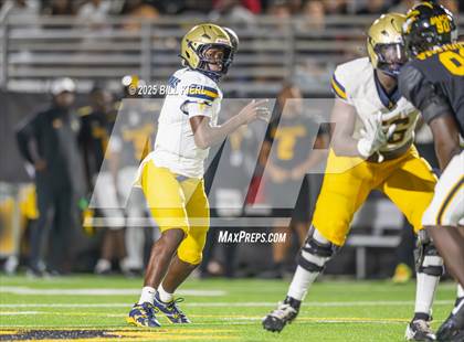 Thumbnail 1 in St. Thomas Aquinas @ American Heritage photogallery.