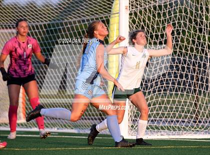Thumbnail 2 in Great Bridge vs First Colonial (VHSL 5A Semifinal) photogallery.