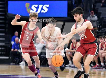 Thumbnail 2 in Calaveras vs. Marysville (CIF SJS D4 Final) photogallery.
