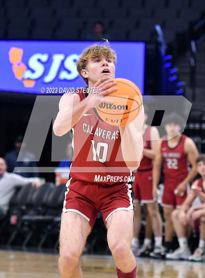 Thumbnail 3 in Calaveras vs. Marysville (CIF SJS D4 Final) photogallery.