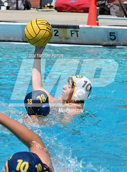 Thumbnail 2 in Anaheim vs Godinez photogallery.