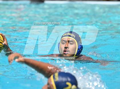 Thumbnail 2 in Anaheim vs Godinez photogallery.