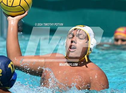 Thumbnail 3 in Anaheim vs Godinez photogallery.