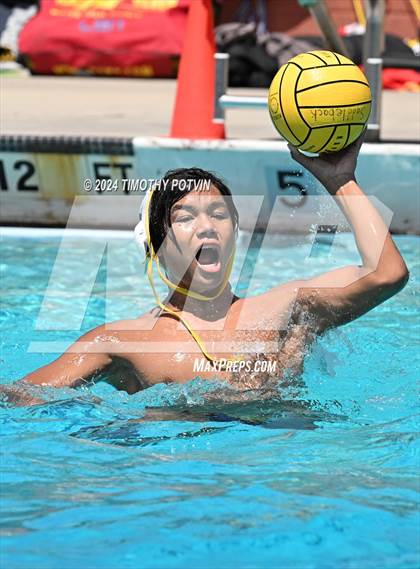 Thumbnail 2 in Anaheim vs Godinez photogallery.