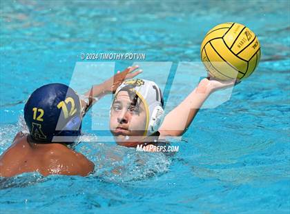 Thumbnail 2 in Anaheim vs Godinez photogallery.