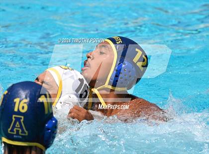 Thumbnail 1 in Anaheim vs Godinez photogallery.