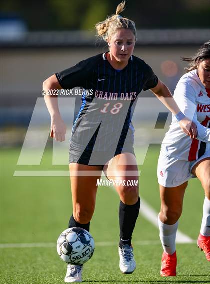 Thumbnail 3 in Grand Oaks vs Westfield (UIL 6A Bi-District Area Playoff) photogallery.