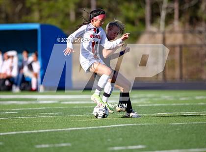 Thumbnail 3 in Grand Oaks vs Westfield (UIL 6A Bi-District Area Playoff) photogallery.