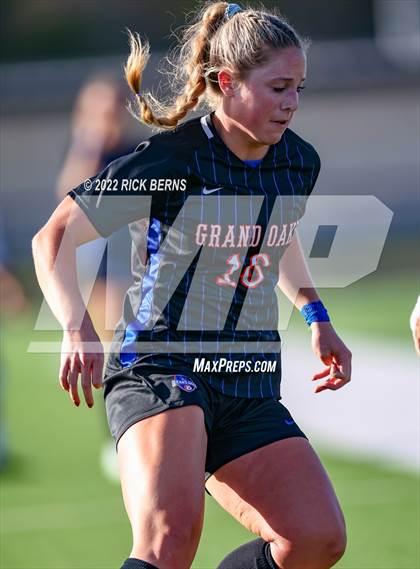Thumbnail 3 in Grand Oaks vs Westfield (UIL 6A Bi-District Area Playoff) photogallery.